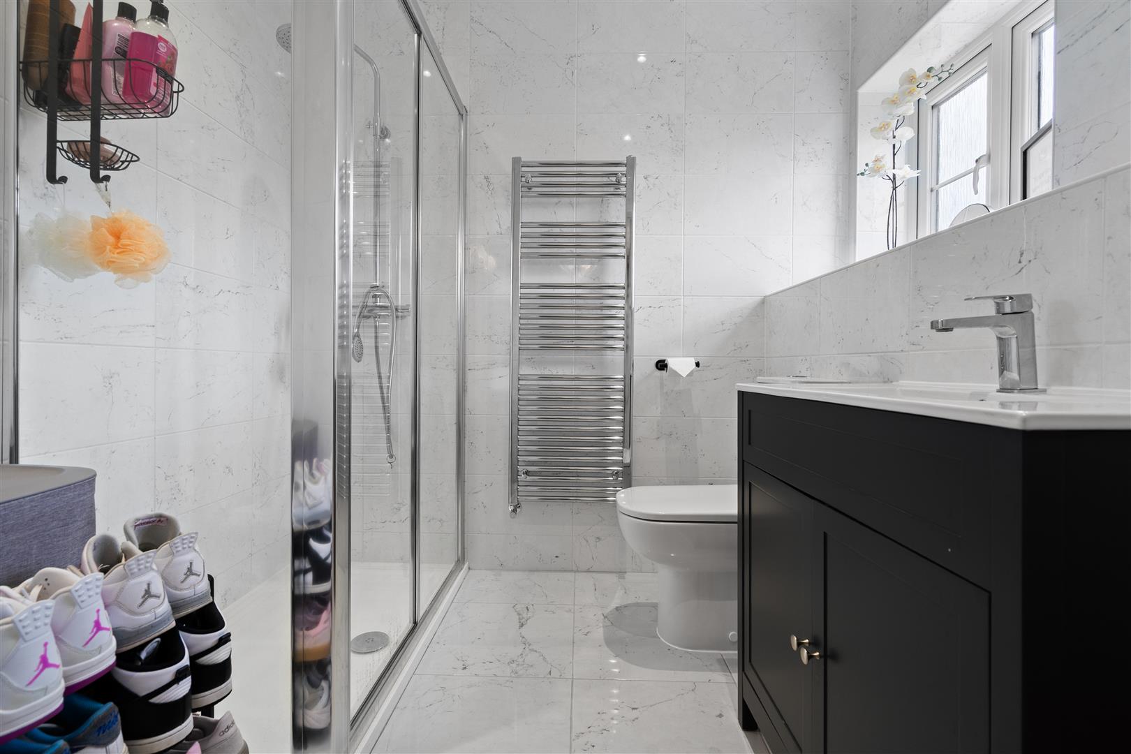 Bedroom Two En-Suite